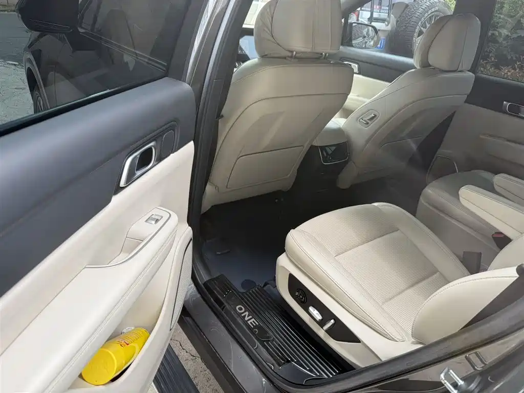 Li ONE 2021 EREV 6-Seater