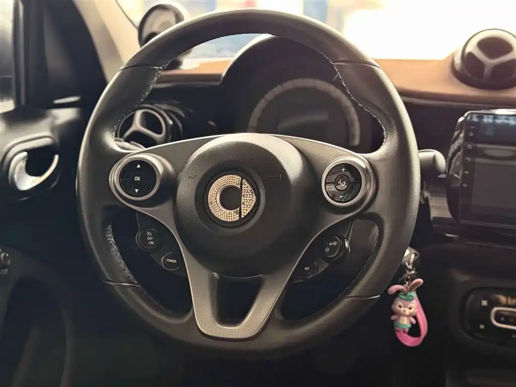 smart forfour 2018 0.9T 66kW Pioneer Edition