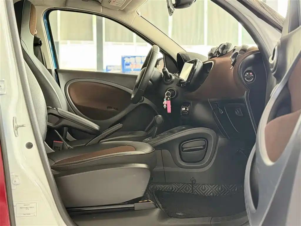 smart forfour 2018 0.9T 66kW Pioneer Edition