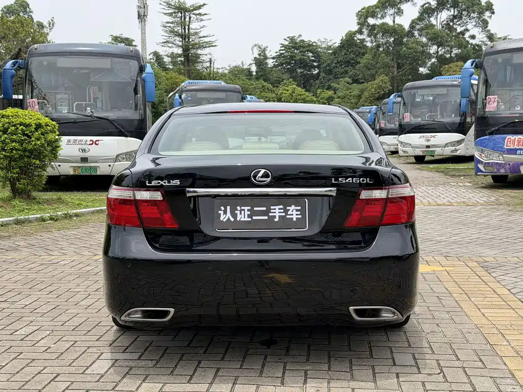 Lexus LS 2006 460L