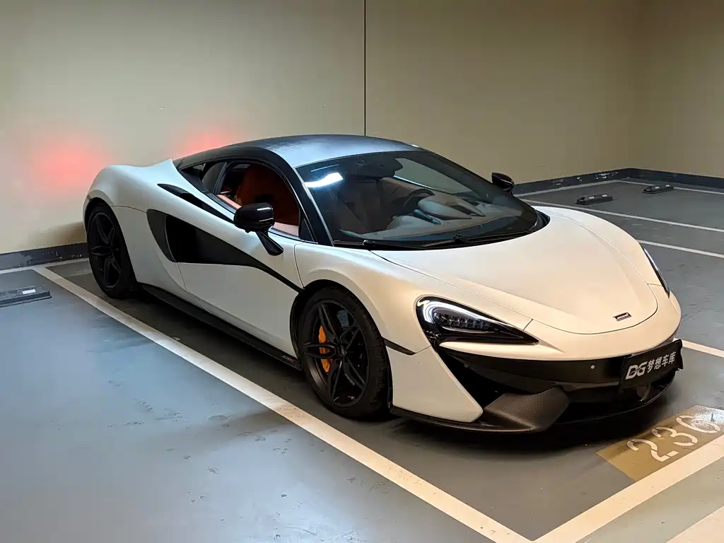 McLaren 570S 2015 model 3.8T Coupe