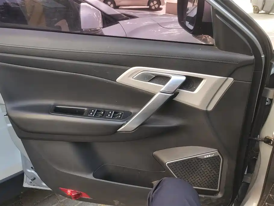 Geely Boyue 2018 1.8TD Auto 2WD Smart Link 4G Edition