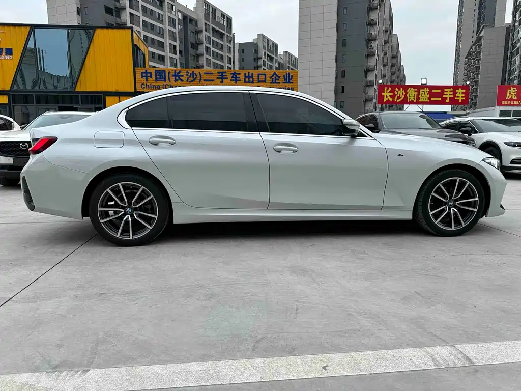 BMW 3 Series 2023 320Li M Sport Package - фото 4