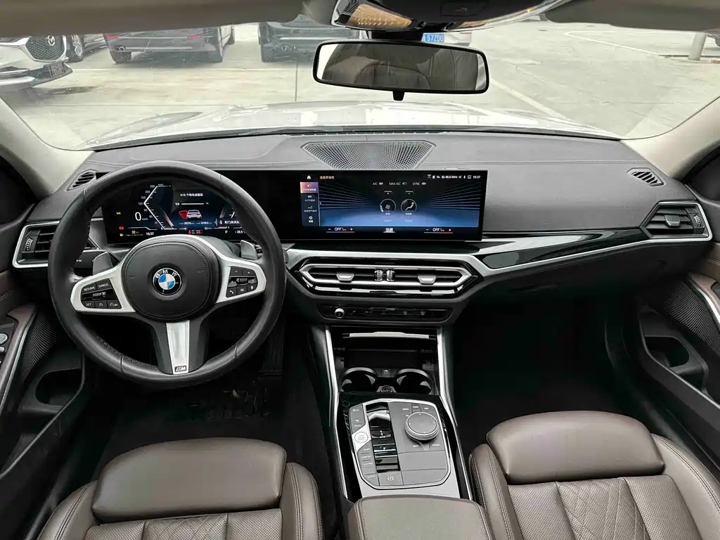 BMW 3 Series 2023 320Li M Sport Package - фото 8