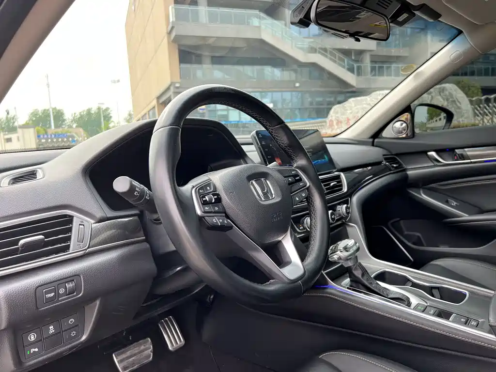 Accord 2022 260TURBO Phantom Night Premium Edition