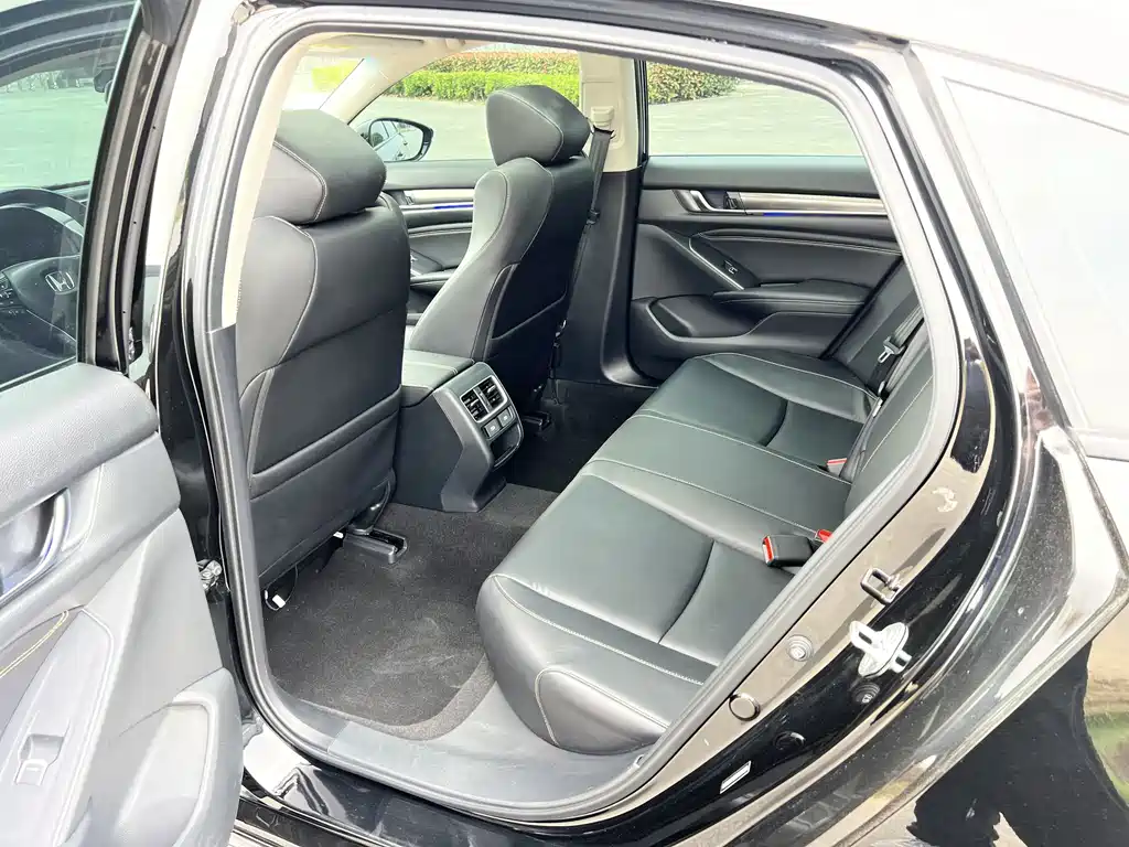 Accord 2022 260TURBO Phantom Night Premium Edition