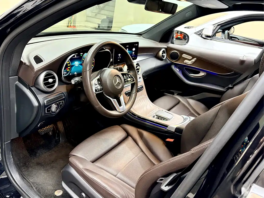 Mercedes-Benz GLC 2020 GLC 300 L 4MATIC Dynamic