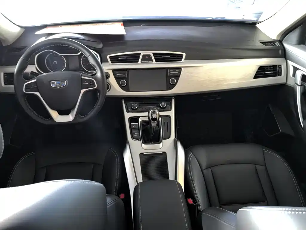 Geely Boyue 2018 2.0L Manual 2WD Zhiya Edition