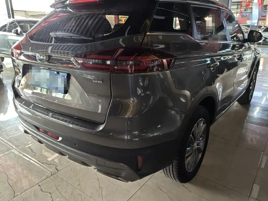 Geely Boyue 2018 2.0L Manual 2WD Zhiya Edition
