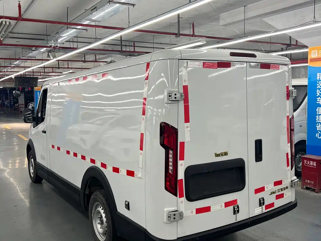 Vanbao Lu 2024 V8 Exploration Edition CATL