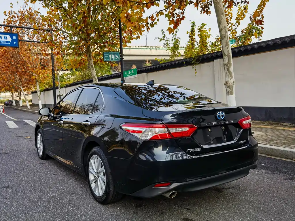 Camry 2023 Hybrid 2.5HGVP Leading Edition