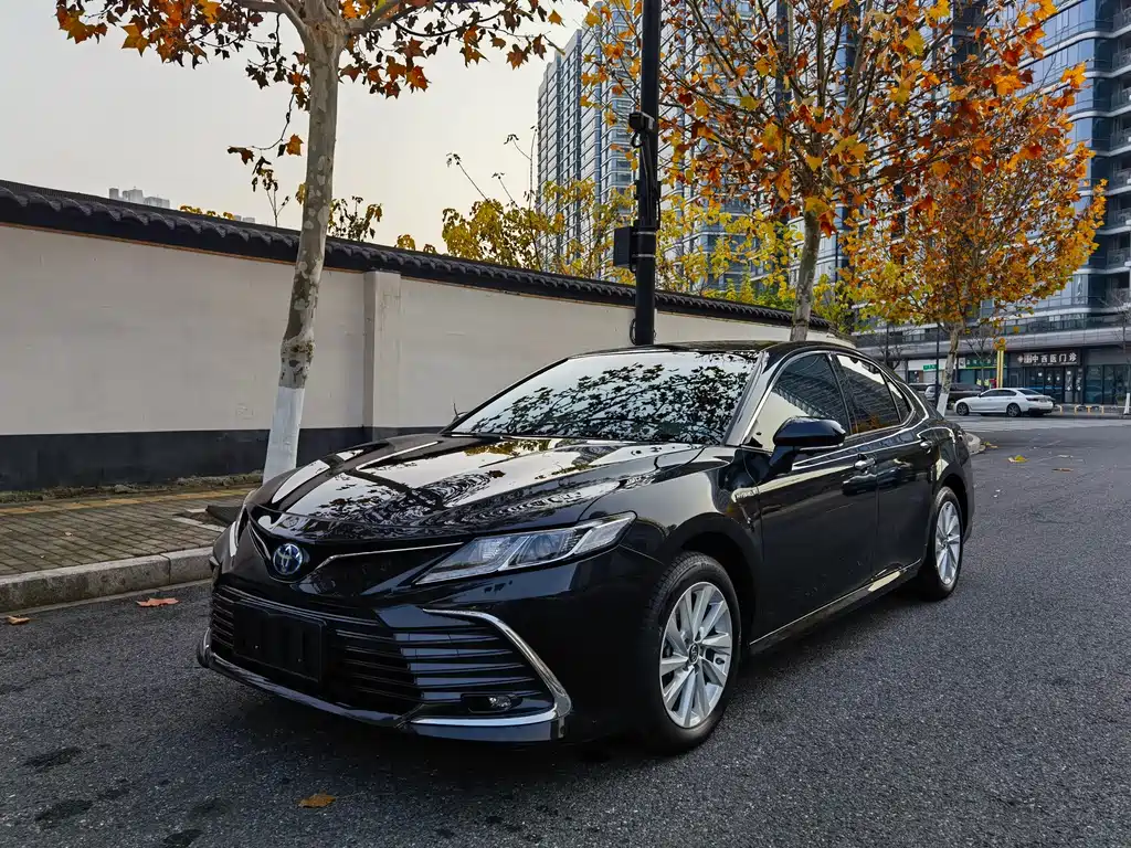 Camry 2023 Hybrid 2.5HGVP Leading Edition