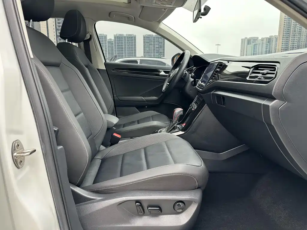 Volkswagen T-ROC 2022 280TSI DSG FWD Shuxiang PLUS Edition