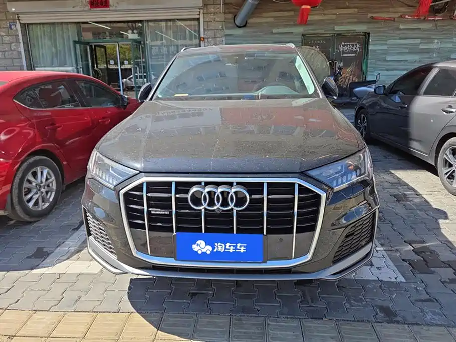 Audi Q7 2023 55 TFSI quattro S line Sport Edition