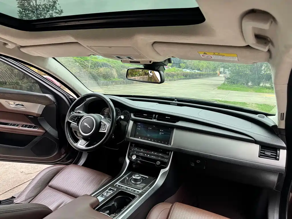 Jaguar XFL 2018 2.0T 250PS Luxury Edition