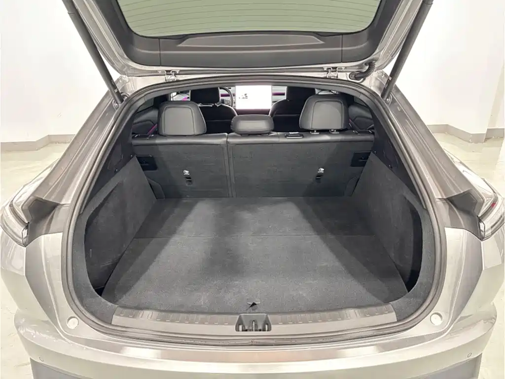 Onvo L60 2024 60kWh RWD