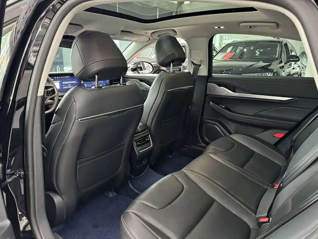 Lincoln Z 2024 2.0T Premium Edition