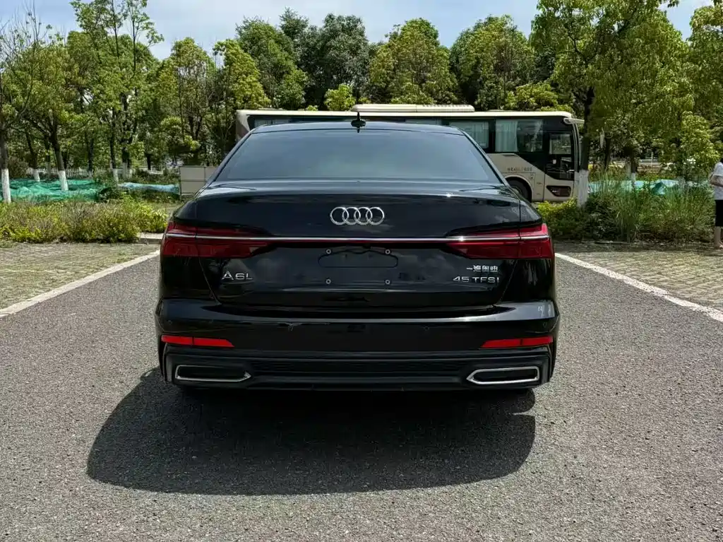 Audi A6L 2021 45 TFSI臻选动感型