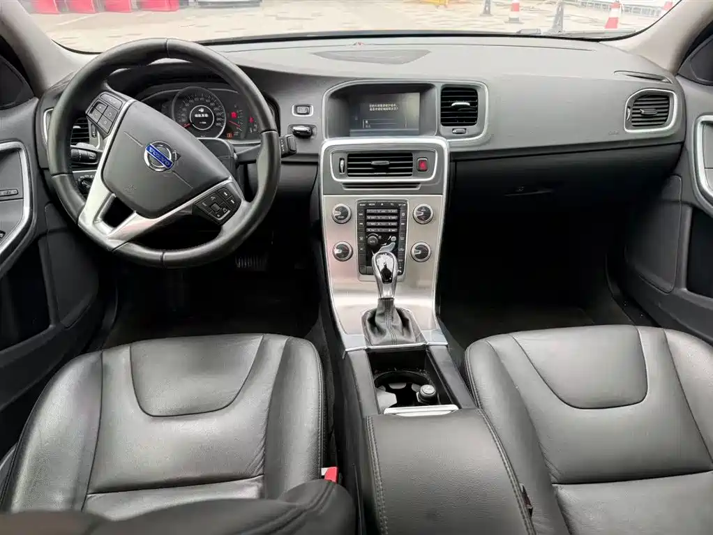 Volvo S60L 2017 T3