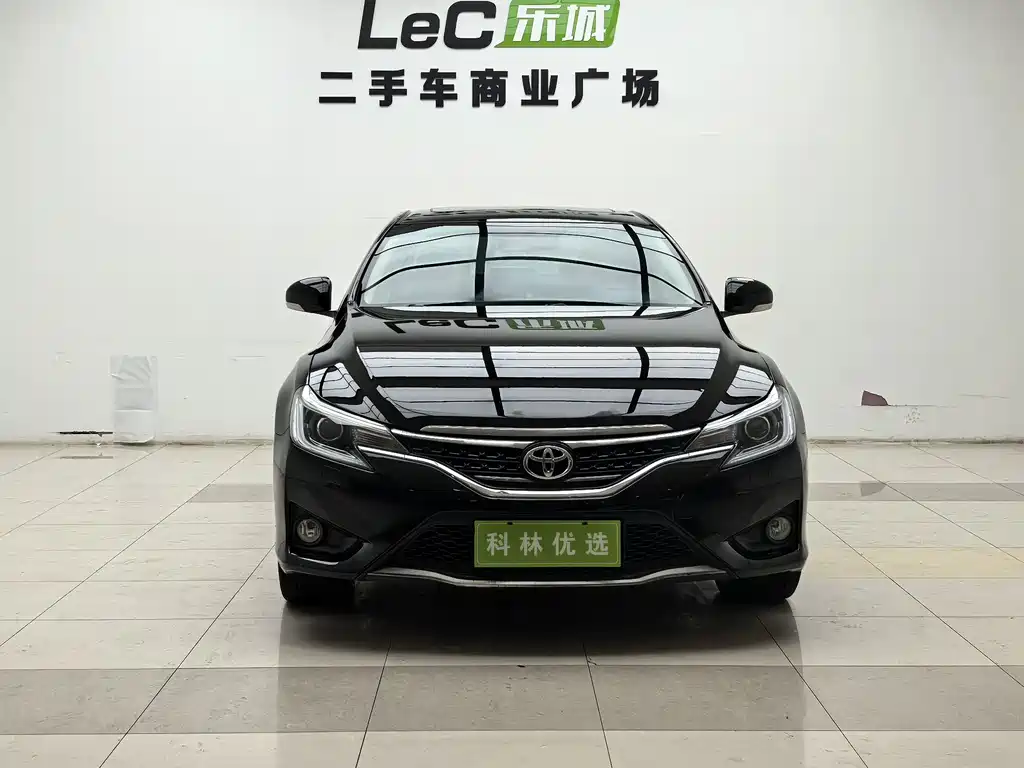 Toyota Reiz 2013 2.5V Shangrui Edition