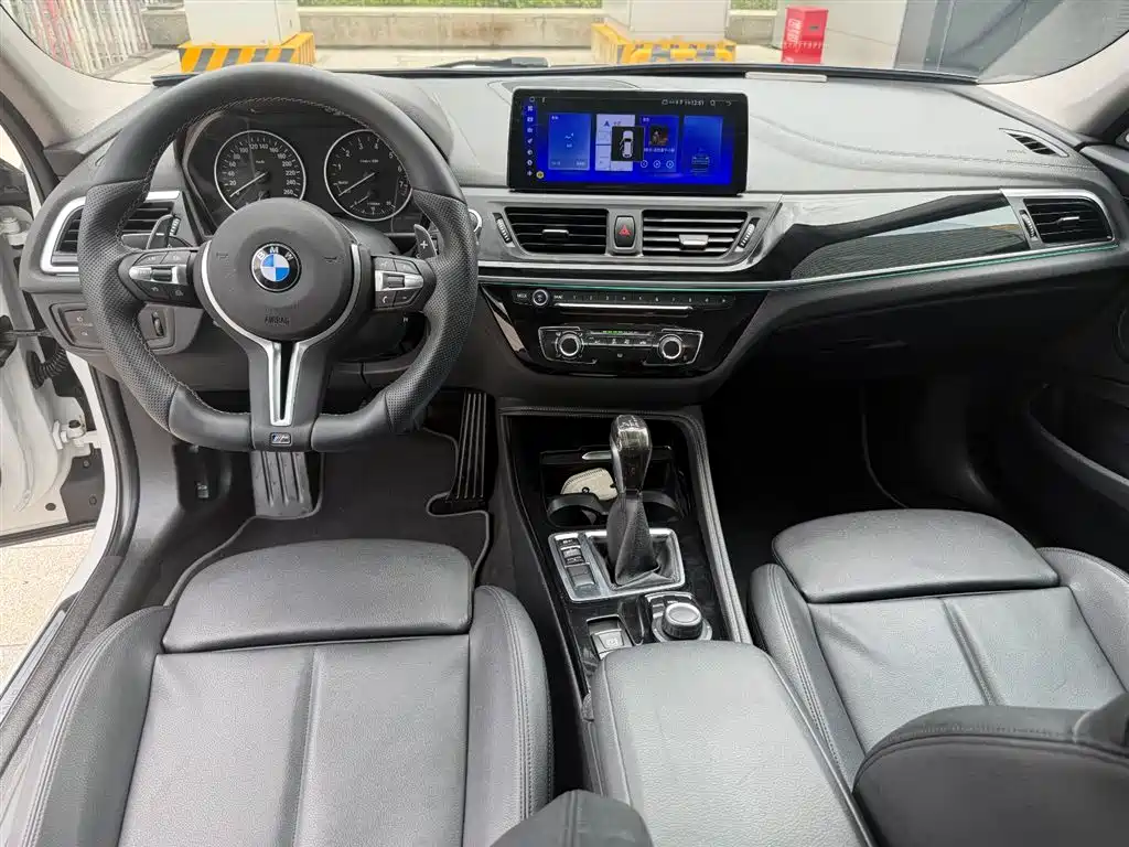 BMW 1 Series 2017 118i Sport