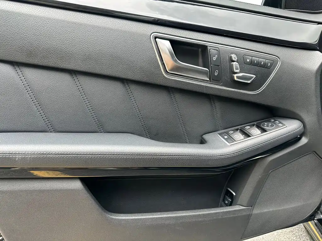 Mercedes-Benz E-Class 2015 E 320 L 4MATIC
