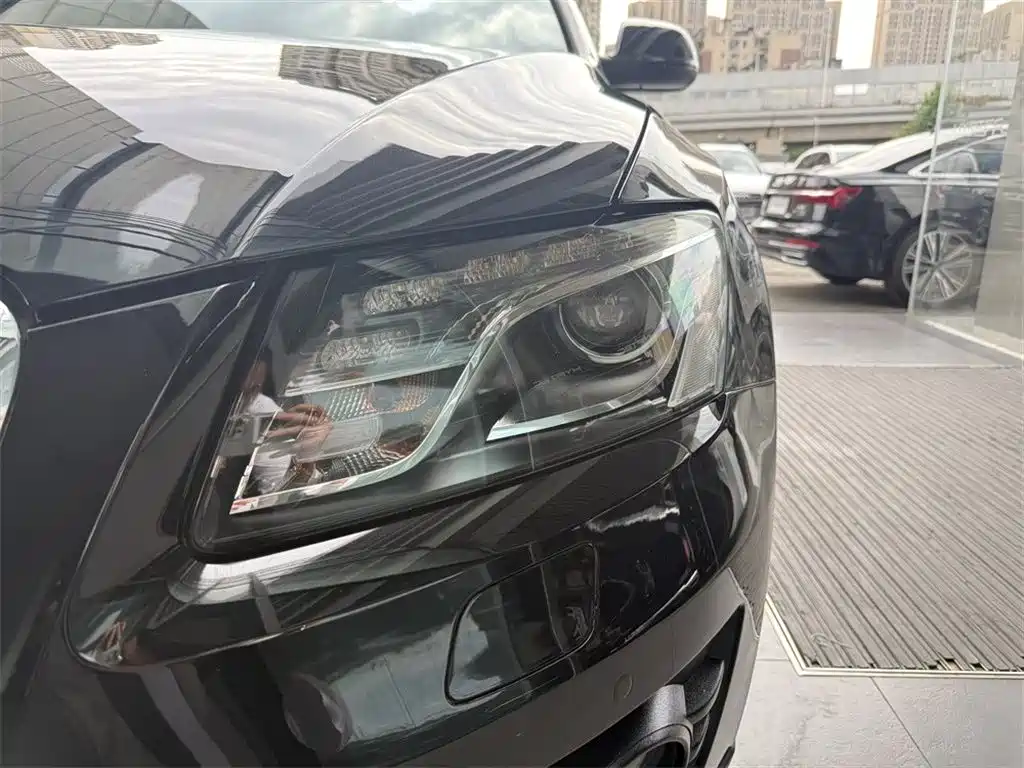 Audi Q5 2010 2.0TFSI Technical Edition