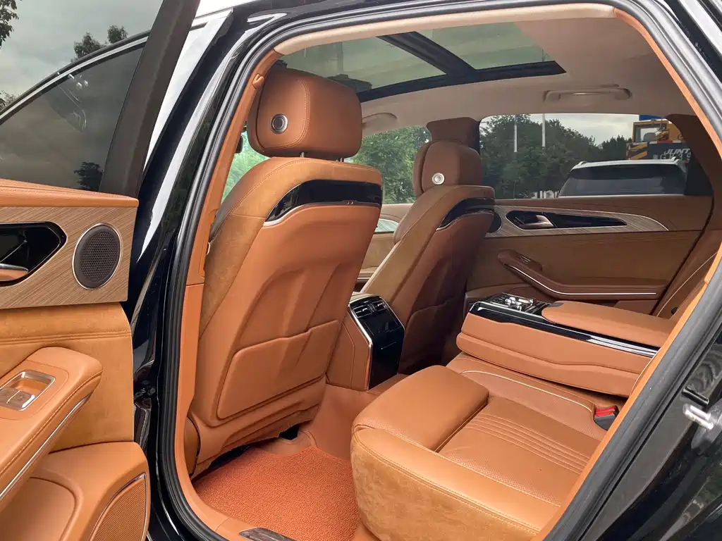 Hongqi H9 2020 2.0T Zhi Lian Qi Chang Edition