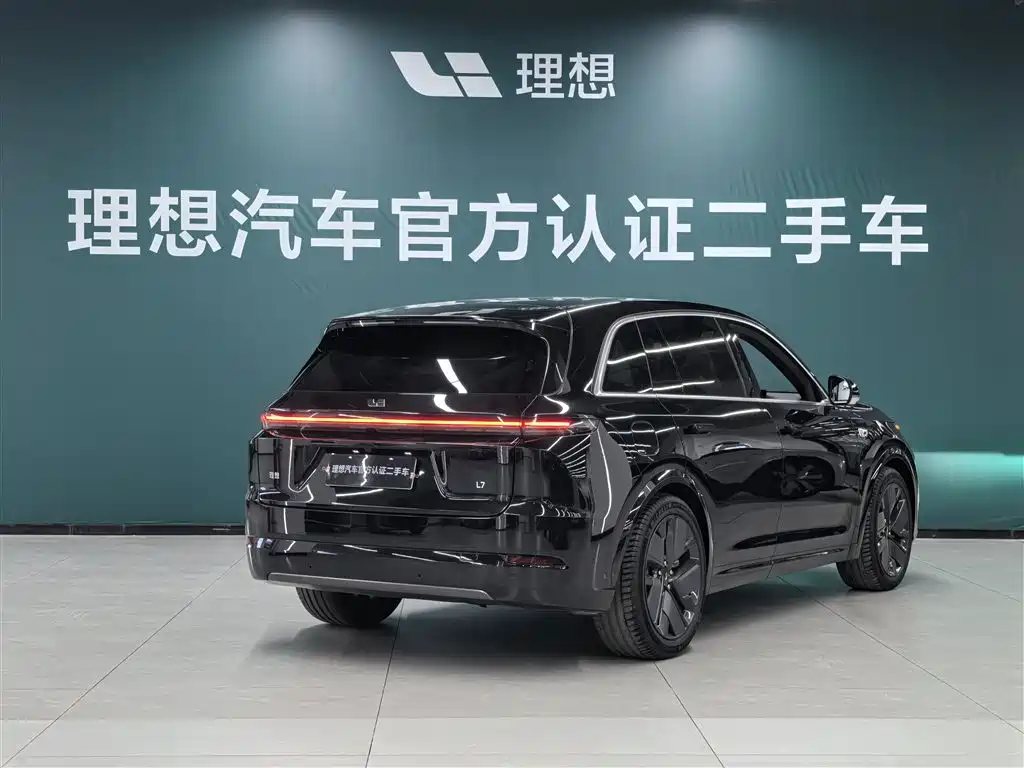 Li Auto L7 2025 Max Intelligent Refresh Edition