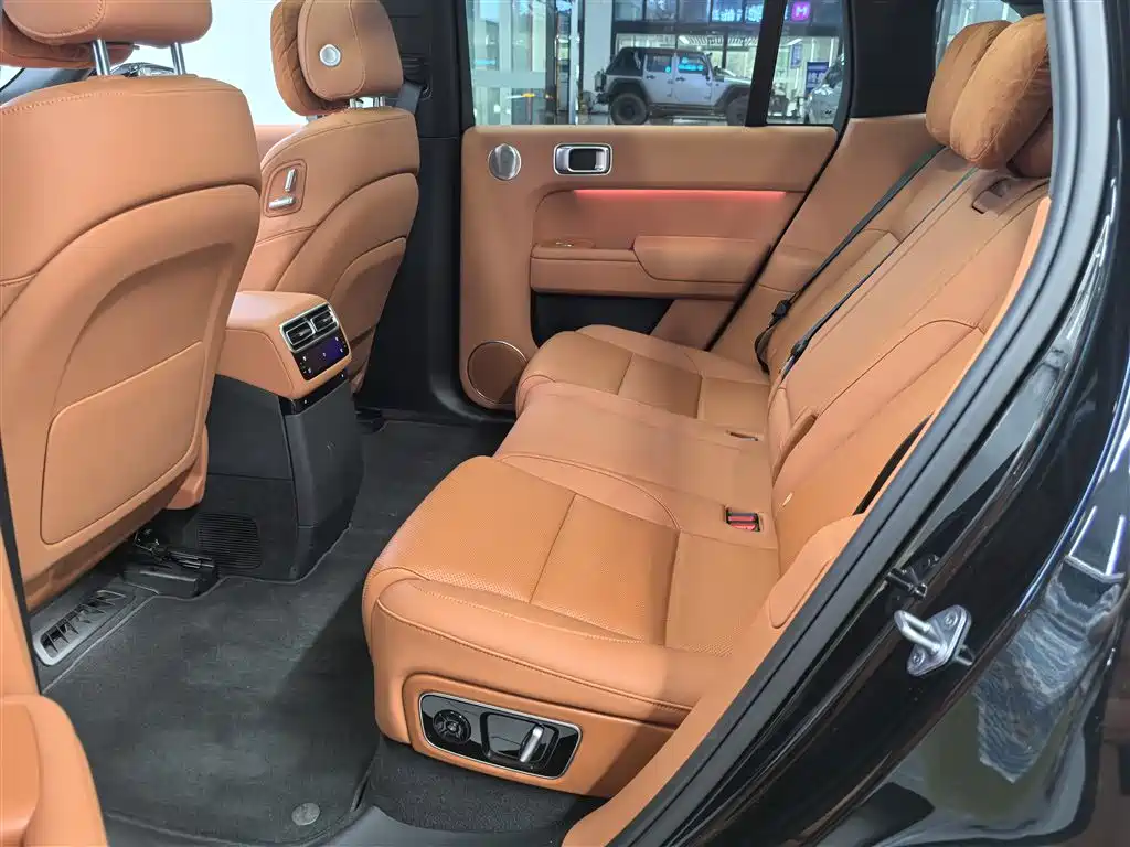 Li Auto L7 2025 Max Intelligent Refresh Edition