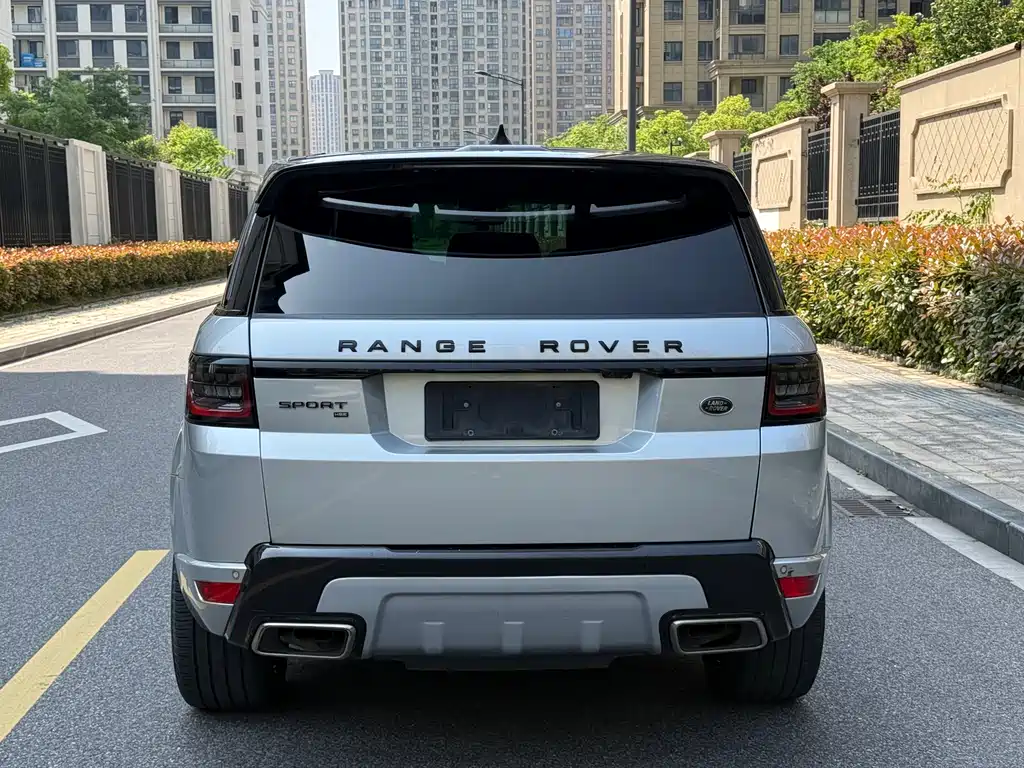 Range Rover Sport 2021 3.0 L6 Dynamic Black Edition