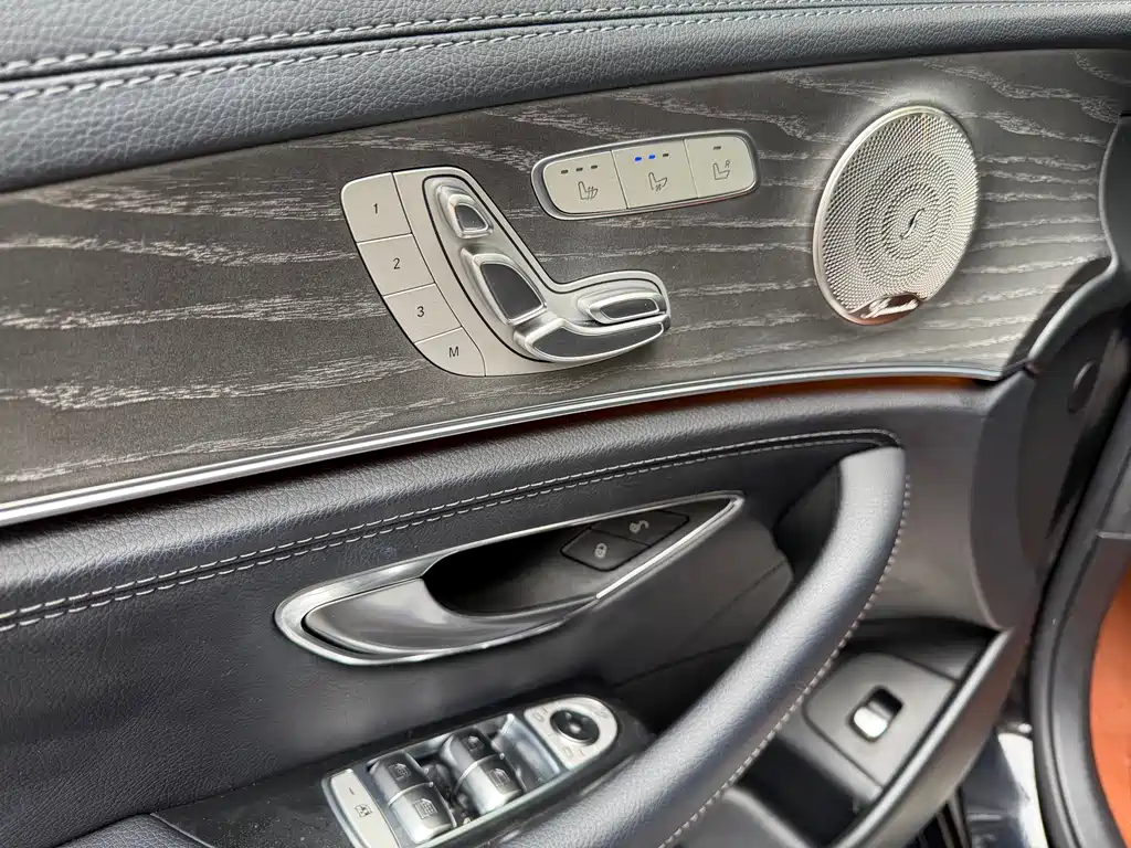 Mercedes-Benz E-Class 2023 E 300 L Luxury
