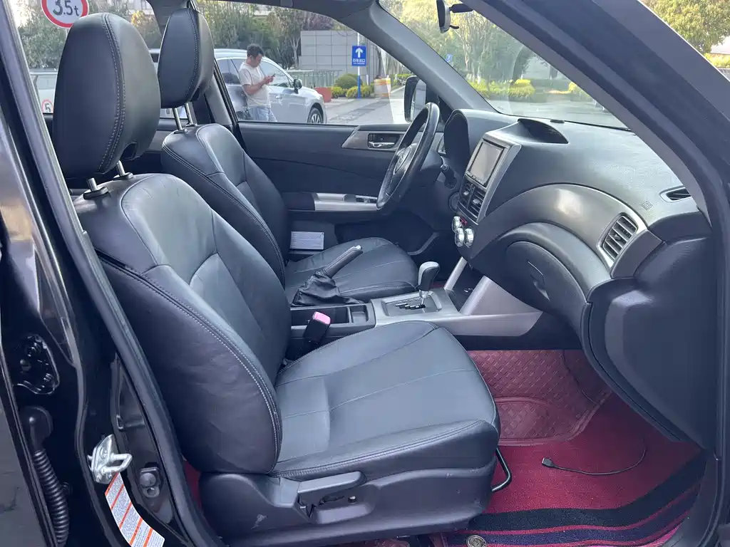 Forester 2010 2.5XT Luxury Navigation Edition
