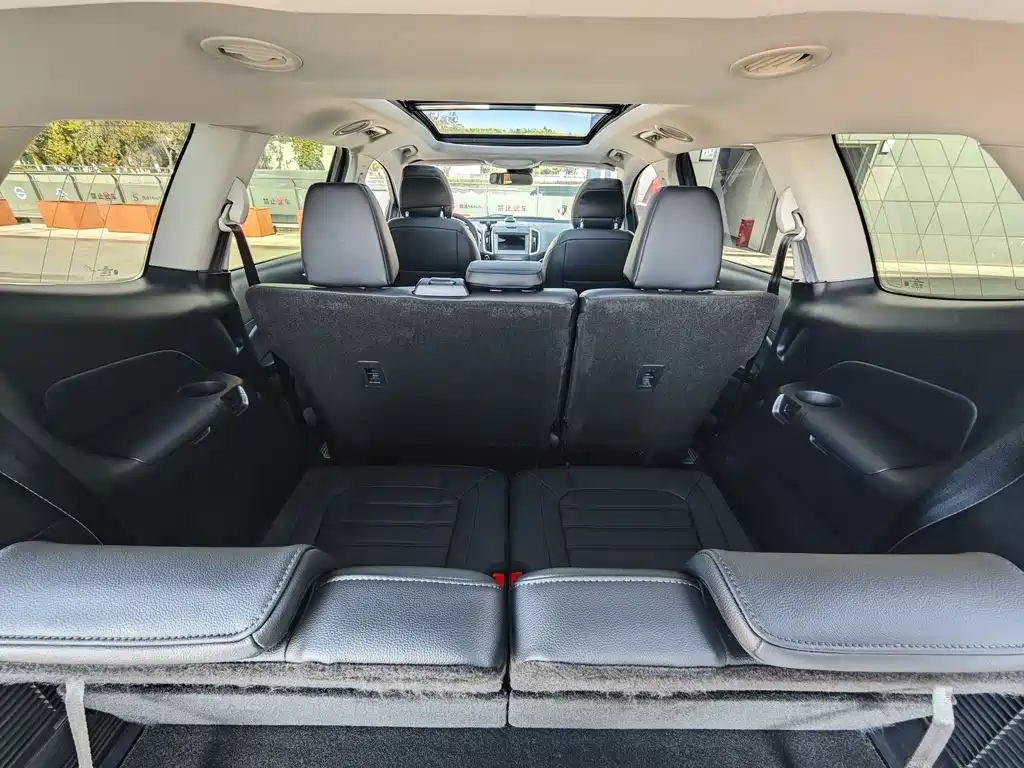 Ford Edge 2016 EcoBoost 245 FWD Hao Rui 7-Seater