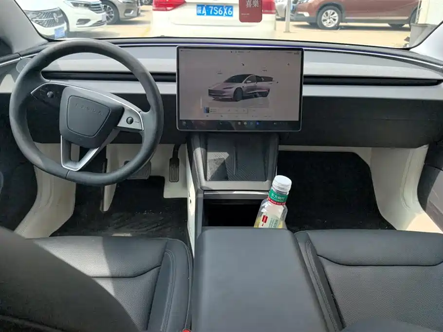 Model 3 2023 Rear-Wheel Drive