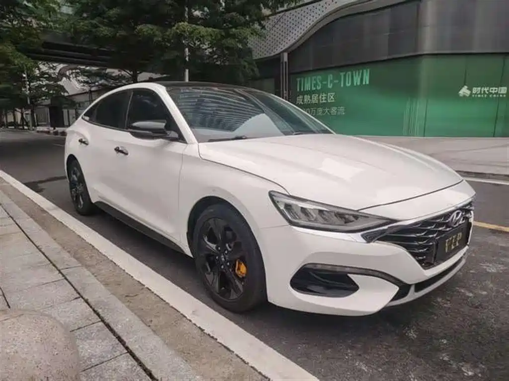 Hyundai LAFESTA 2019 280TGDi Sport Edition China VI