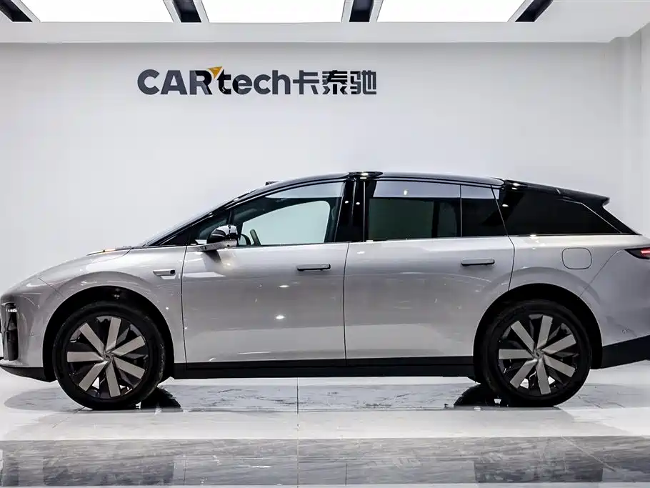 Li Auto i6 2025 RWD Standard Edition