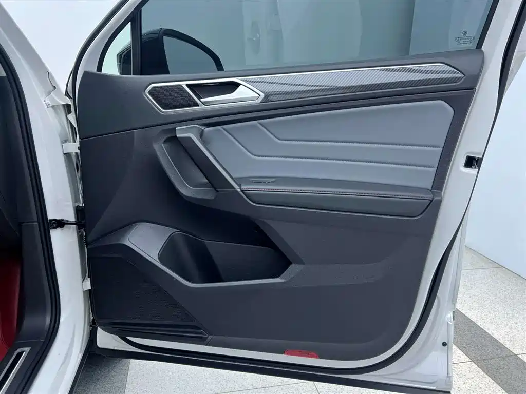 Volkswagen Tiguan X 2022 330TSI FWD Flagship Edition