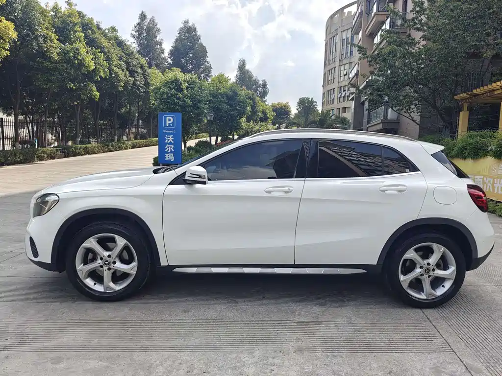 Mercedes-Benz GLA 2018 GLA 200 Dynamic