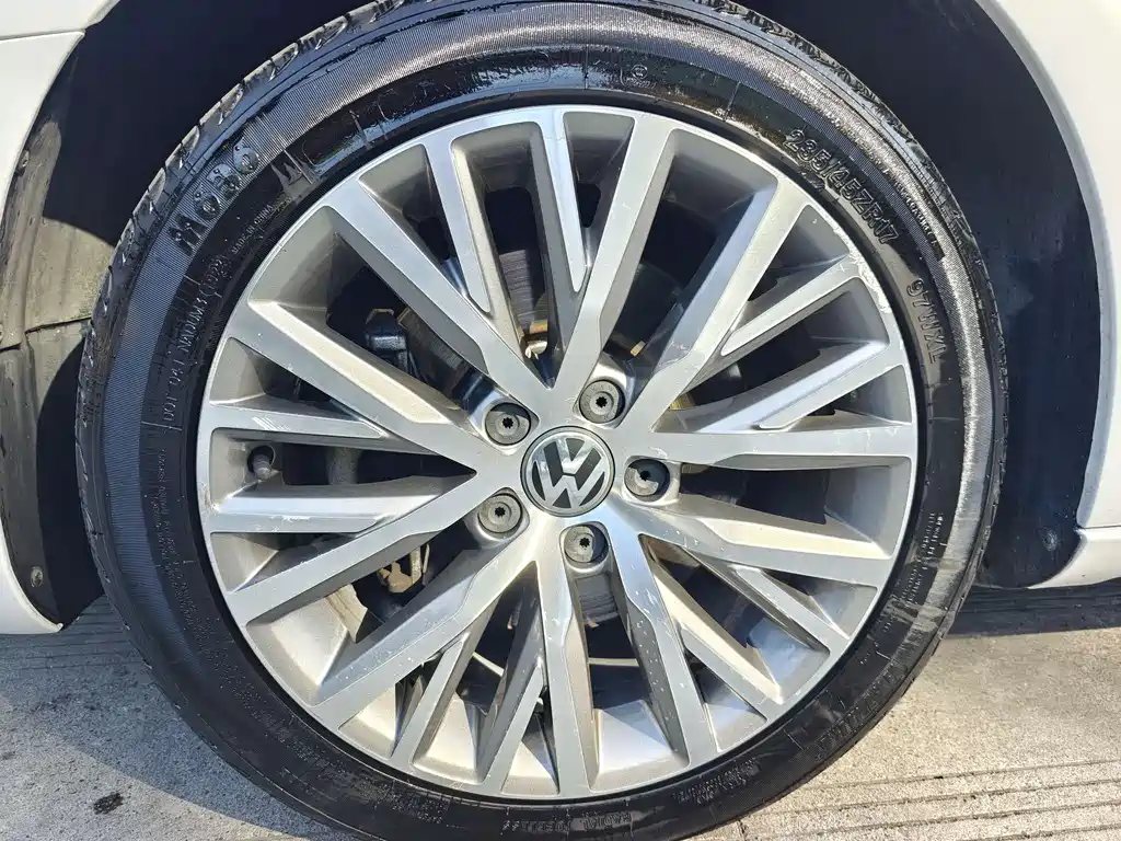FAW-Volkswagen CC 2016 1.8TSI Luxury