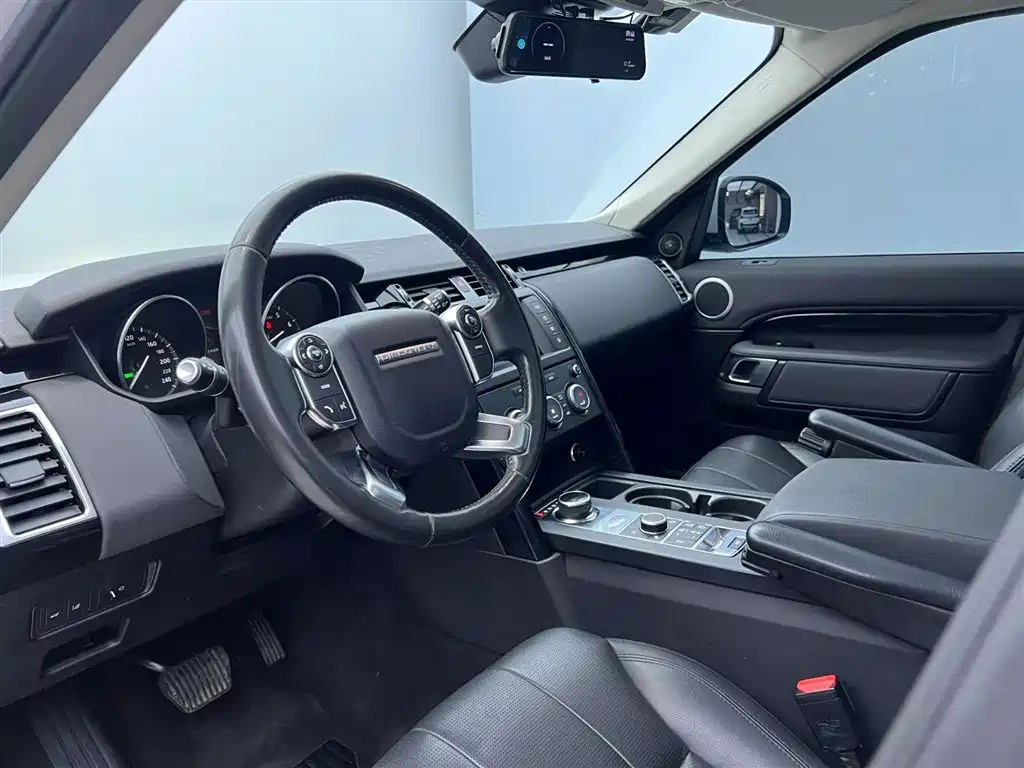 Land Rover Discovery 2017 3.0 SC V6 SE