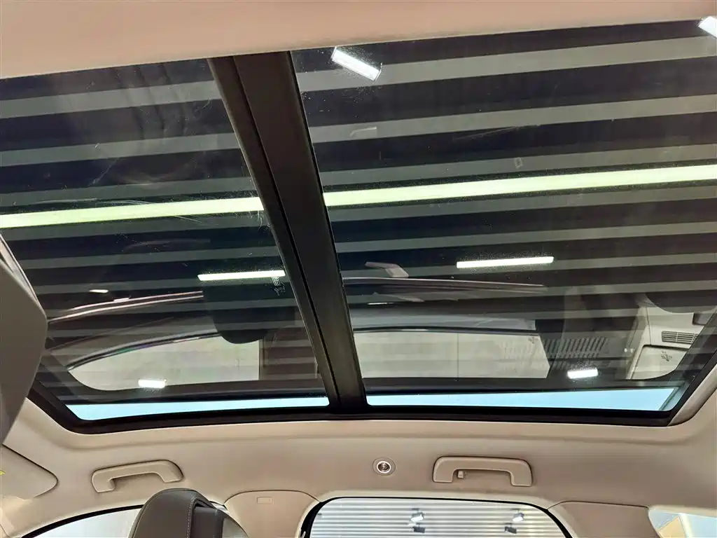 Volkswagen Touareg 2022 3.0 TSI R-Line Black Edition