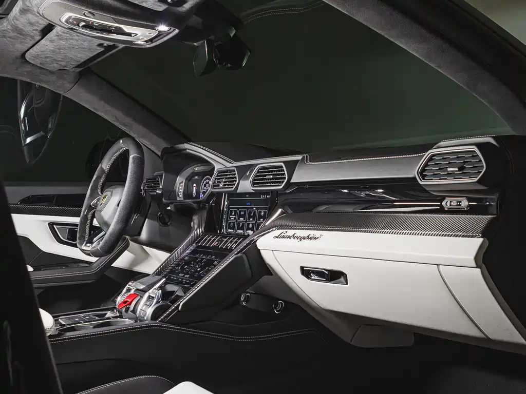 Lamborghini Urus 2021 4.0T V8
