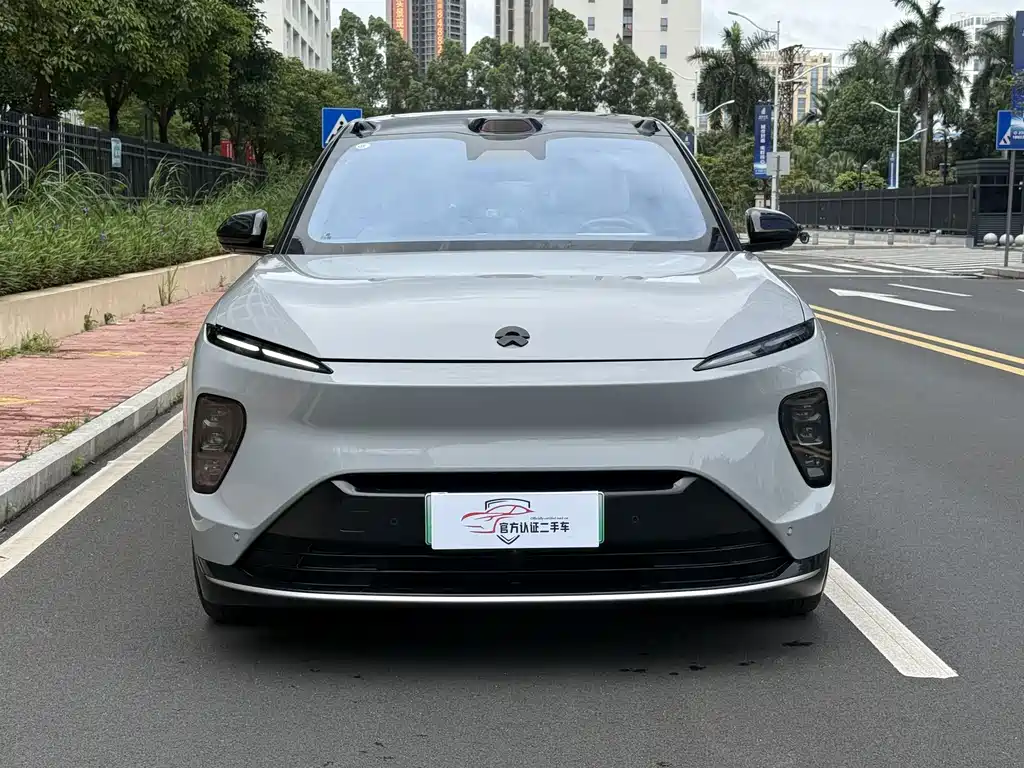 NIO ES8 2023 75kWh Executive Edition