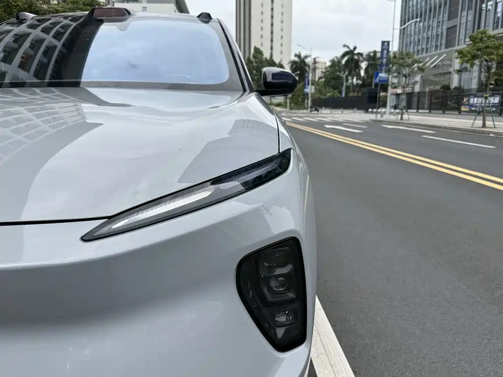 NIO ES8 2023 75kWh Executive Edition