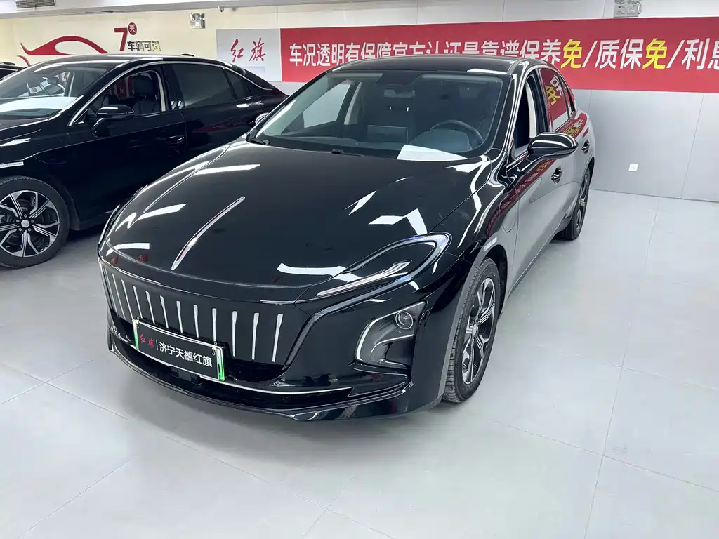 Hongqi E-QM5 2022 431km Charging Le Xiang Edition
