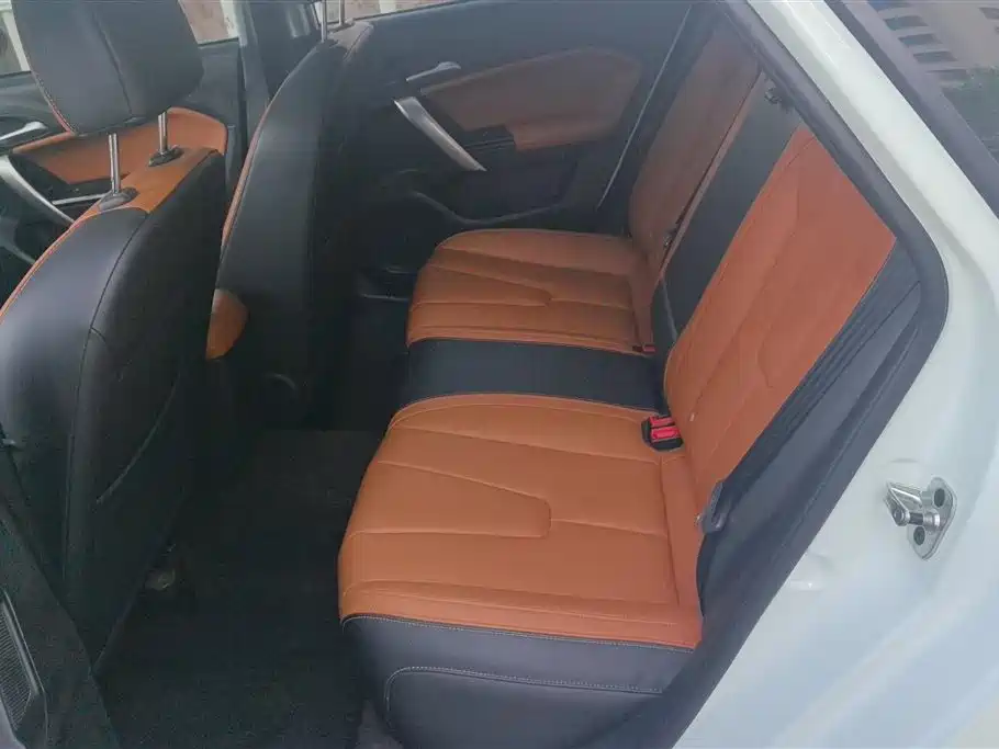 Roewe 360 2016 1.5T Automatic Value Luxury Edition