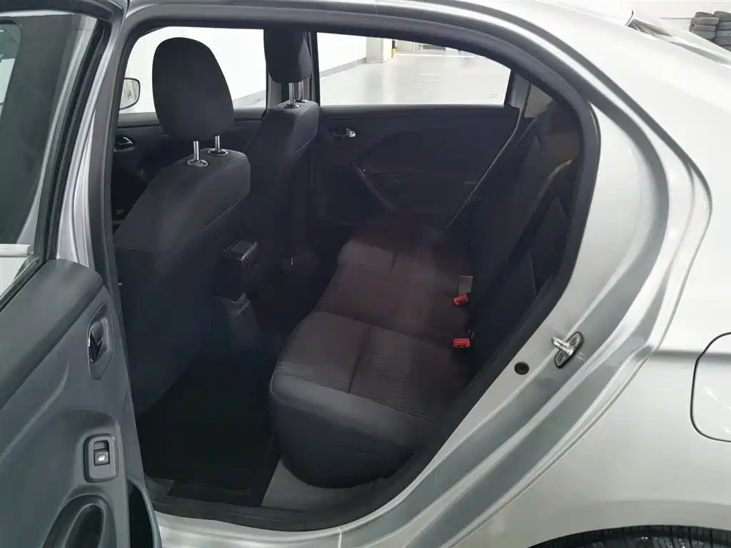 Citroën Elysée 2016 1.6L Manual Fashion
