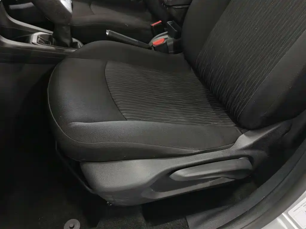 Citroën Elysée 2016 1.6L Manual Fashion