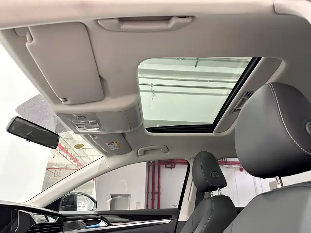 Passat 2024 280TSI Business Edition